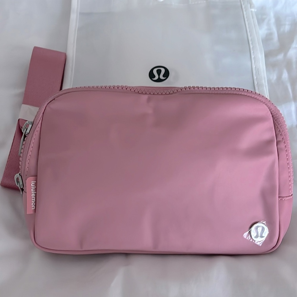 NWT• Lululemon Everywhere Belt Bag• LARGE PINK  Crossbody Bag. W/ shop bag